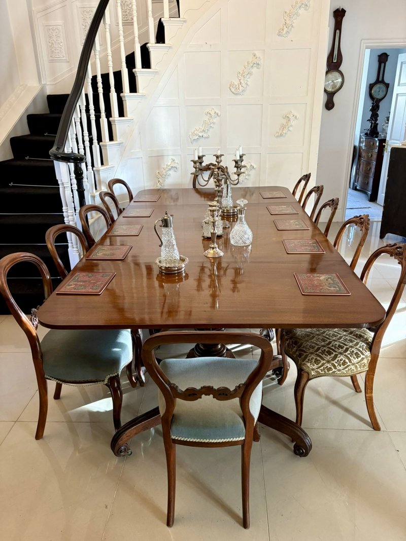 Superb Quality Antique Regency Three-Pillar Mahogany Dining Table